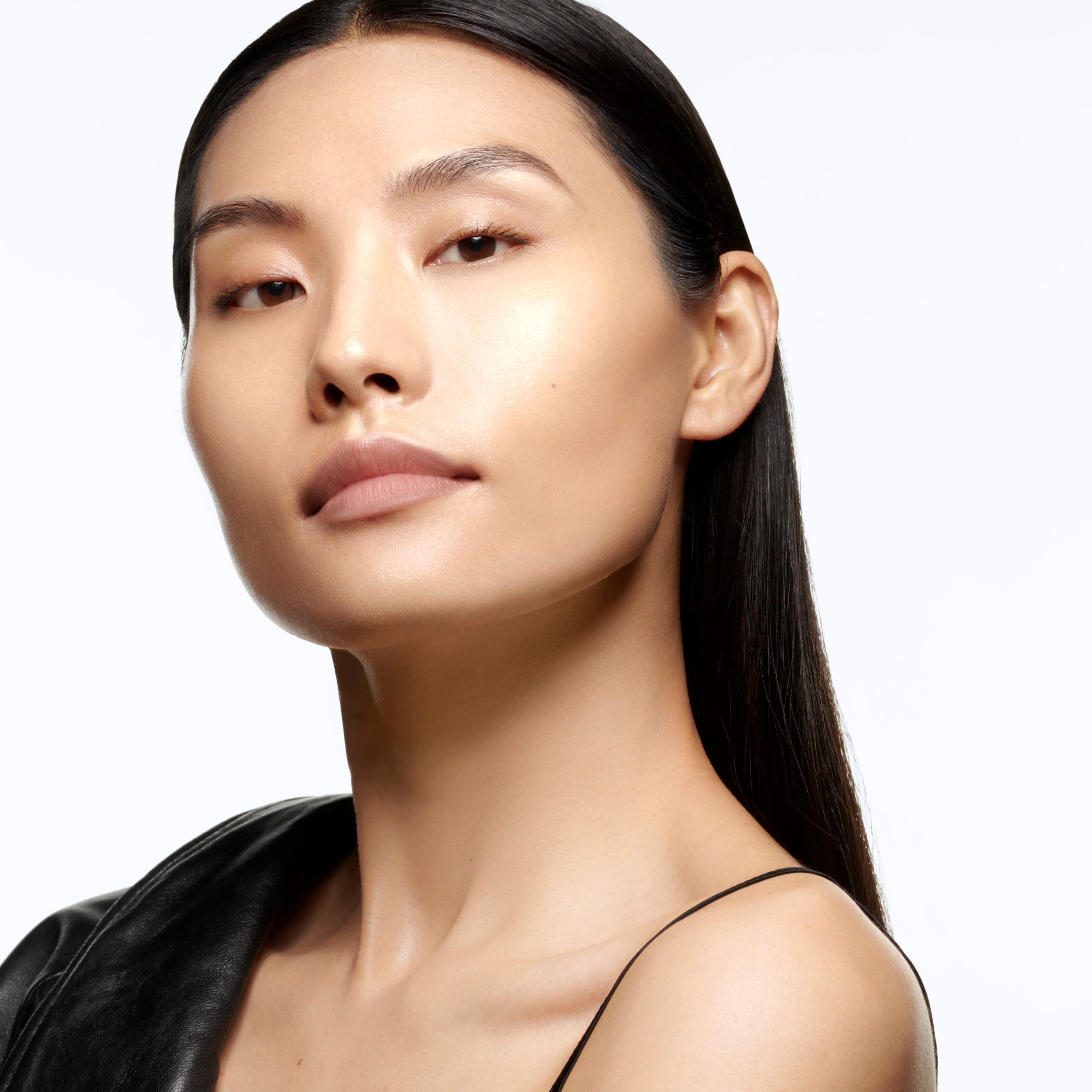 TOUCHE ECLAT GLOW PACT CUSHION