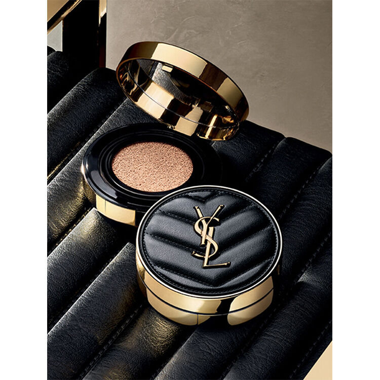 【半額】 LE CUSHION ENCRE DE PEAU