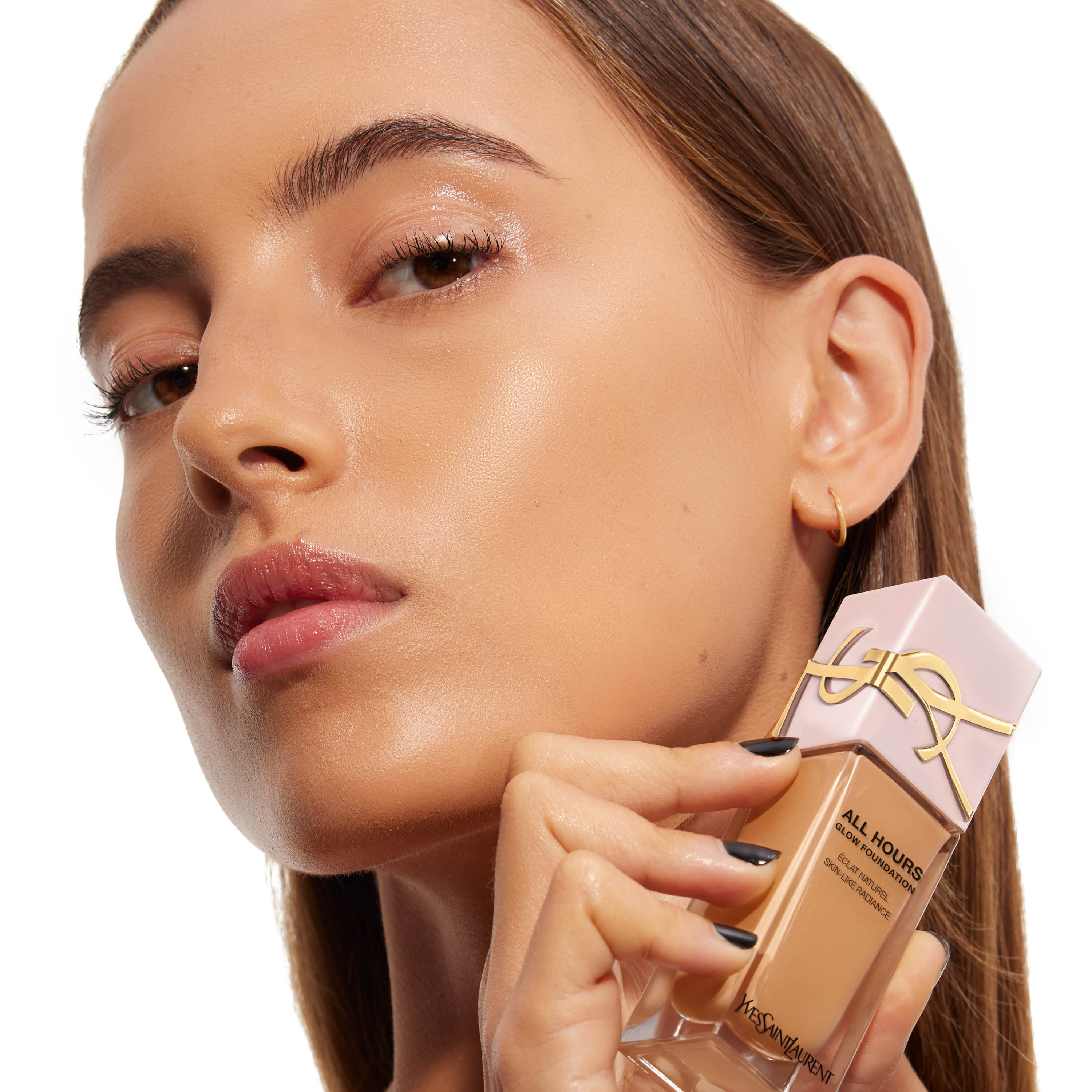 รองพื้น ALL HOURS GLOW FOUNDATION
