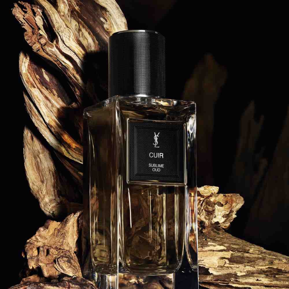น้ำหอม LE VESTIAIRE DES PARFUMS CUIR EAU DE PARFUM