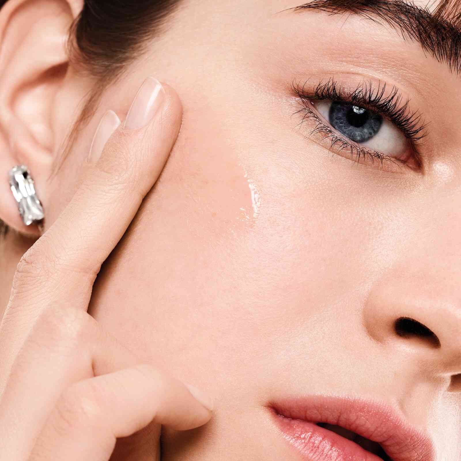 เซรั่ม PURE SHOTS NIGHT REBOOT SERUM